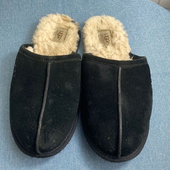 UGG men’s Scuff Fur-Lined Black Mule Slippers, size 11. - Picture 1 of 11